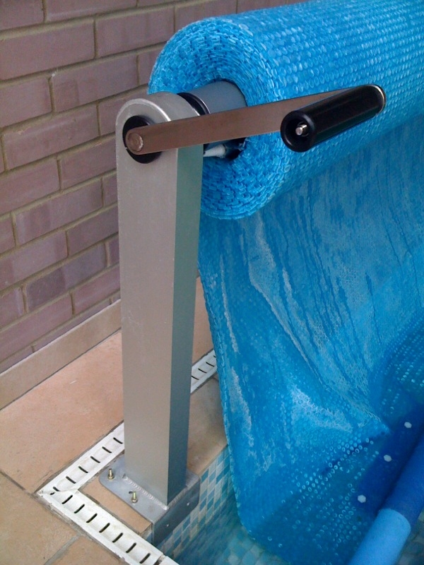 Swimming Pool Cover Roller Sailspar